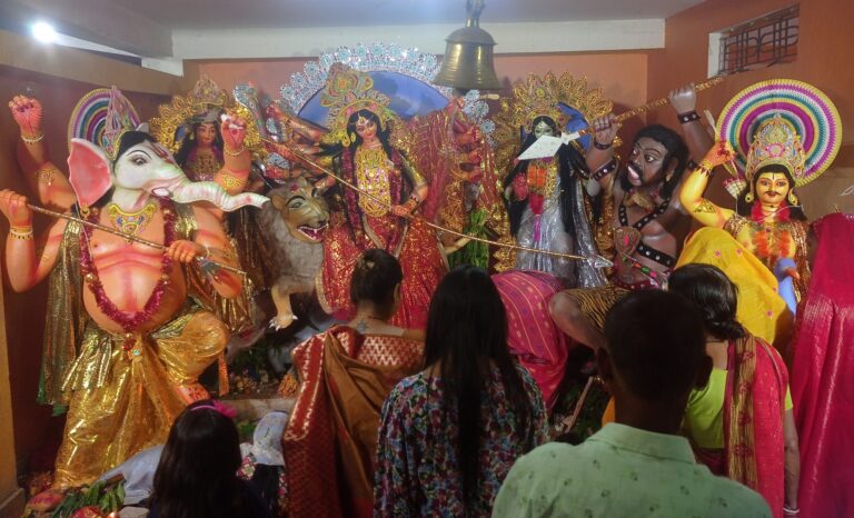 सिद्धिदात्री देवीको पूजा आराधना गर्दै महानवमी मनाइँदै, शक्तिपीठमा भक्तजनको घुइँचो