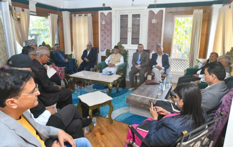 संसद पुनःस्थापनाको पक्षमा उभियो एमाले