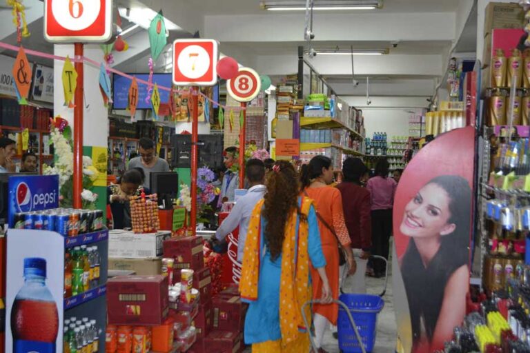 भाटभटेनीमा ‘डिजिटल दशैं’ अफर सार्वजनिक, स्कुटर र टाटा पन्च इभी जित्ने मौका