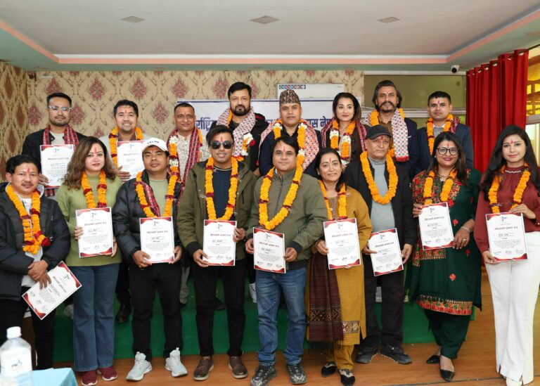 इनास नेपालमा १७ सदस्यीय नयाँ कार्यसमिति, अध्यक्षमा निर्देशक ऋषि लामिछाने