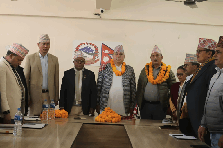 कांग्रेसभित्रको हस्ताक्षर अभियान पार्टी फुटाउने खेल : मुख्यमन्त्री शाह