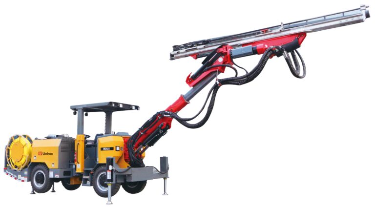 Explore Earth Movers Pvt. Ltd. ले नेपालमा पहिलो पटक UNIROC WD581 सार्वजनिक गर्‍यो