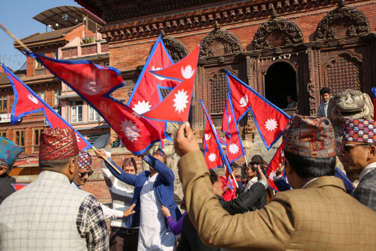 उल्लासपूर्वक मनाइयो बसन्तपुरमा राष्ट्रिय झण्डा दिवस (तस्वीरसहित)