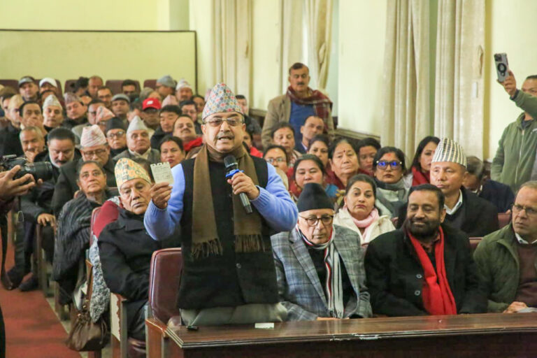 विशेष महाधिवेशनबाट ८८५ महाधिवेशन प्रतिनिधि बाहिरिए : पूर्णबहादुर खड्का