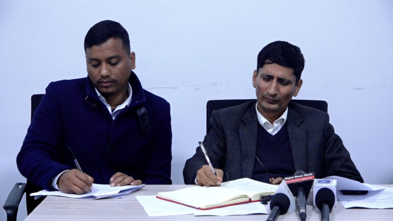 निजामती कर्मचारीसहित सबै राष्ट्रसेवकलाई स्वास्थ्य बीमामा अनिवार्य रूपमा समेट्न आवश्यक : कार्यकारी निर्देशक काफ्ले