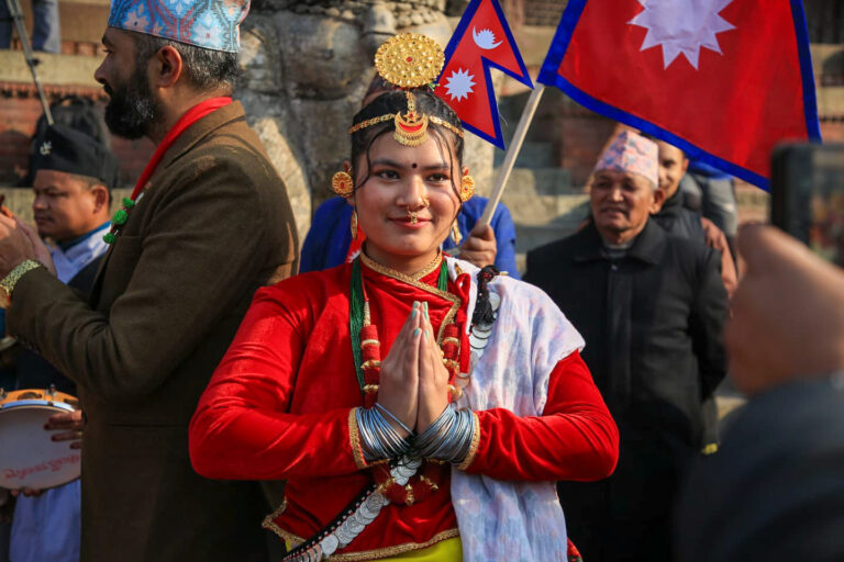 बसन्तपुरमा राष्ट्रिय पोशाक तथा टोपी दिवसको रौनक