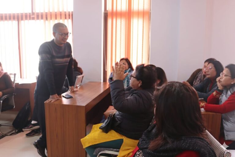 हिंसा न्यूनीकरणका लागि सचेतना कार्यक्रम सञ्चारिका समूहको आयोजनामा  सम्पन्न