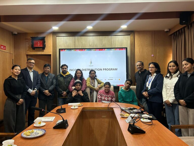 आकार फाउन्डेशनद्वारा सिर्जनात्मक उपलब्धिका लागि अपाङ्गता भएका कलाकारहरूलाई सम्मान
