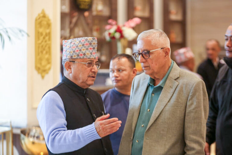 धुम्बराहीमा नेपाली कांग्रेसको देउवा–कोइराला पक्षधरको भेला (तस्बिरहरु)