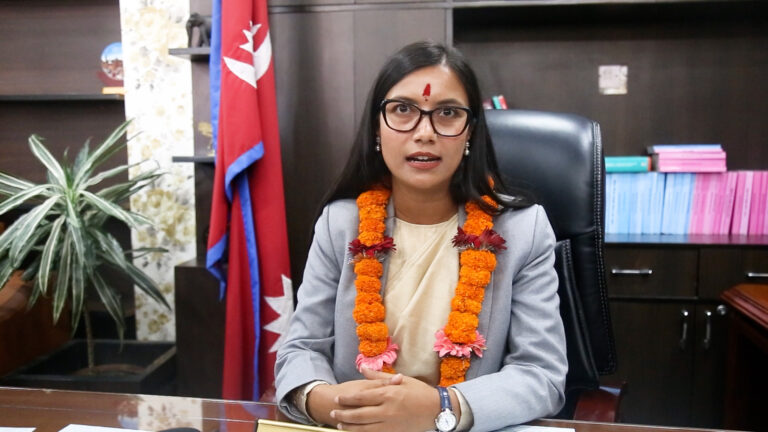 पदबहाली गर्दै सोविता गौतमले भनिन् : कानुन निर्माणमा मेरो मन्त्रालय छिटो भन्दा छिटो काम गर्न तत्पर छ
