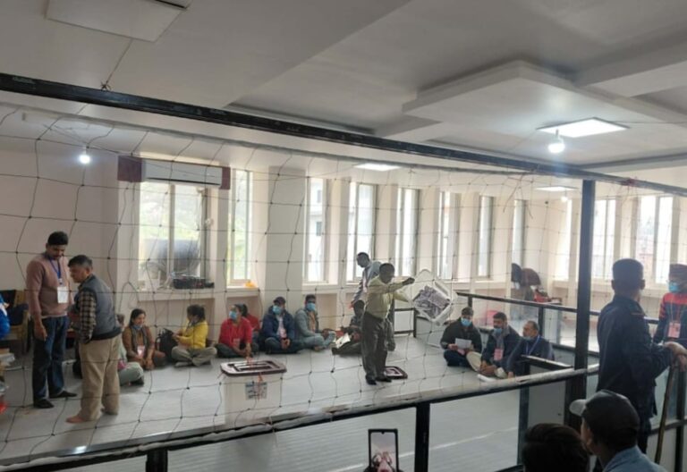सुर्खेत र दैलेखमा मतगणना सुरु, कालिकोटमा नेकपा र जुम्लामा राप्रपाको अग्रता