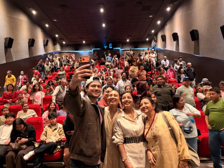 नयाँ वर्षलाई लक्षित गर्दै प्रदर्शनमा आएको फिल्म ‘पहाड’ लाई दर्शककाे सकारात्मक प्रतिक्रिया