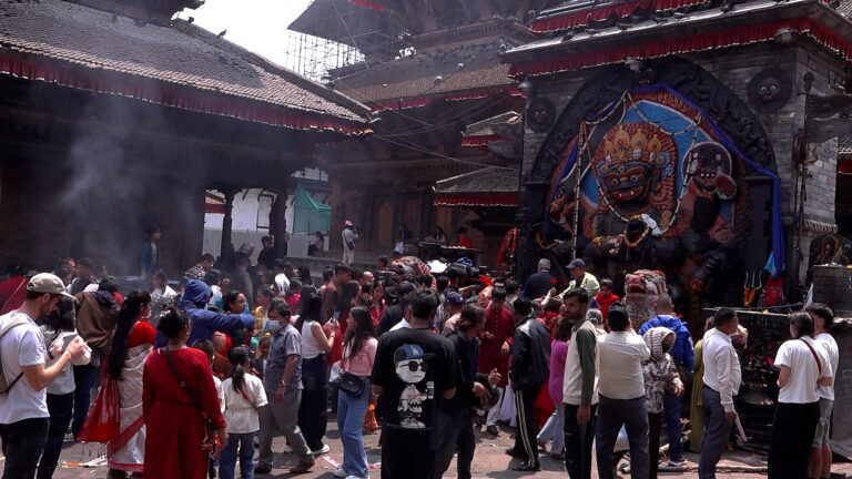 नयाँ वर्षमा बसन्तपुरमा बढ्यो पर्यटकको चहलपहल