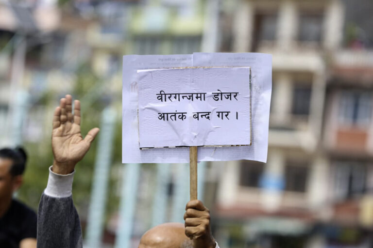 काठमाडौंमा वीरगञ्जको सम्पदा जोगाउन प्रदर्शन (तस्विरमा)