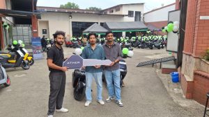 ATHER NEPAL द्वारा एकै दिन २०८ वटा स्कुटर हस्तान्तरण गर्दै नयाँ कीर्तिमान कायम