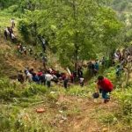 काभ्रेको बनेपाबाट सुँगुरेतर्फ जाँदै गरेको बसकाे दुर्घटना : ७ जनाको घटनास्थलमै मृत्यु