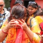 बुढानीलकण्ठ मन्दिरमा परमा एकादशीका अवसरमा श्रद्धालुको घुइँचो (तस्विरमा)