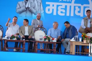 बाबुराम र वर्षमान पुगे रास्वपा महाधिवेशनमा