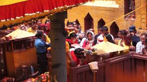 बुढानीलकण्ठमा निर्जला एकादशीका दिन भक्तजनको घुइँचो (फोटो फिचर)