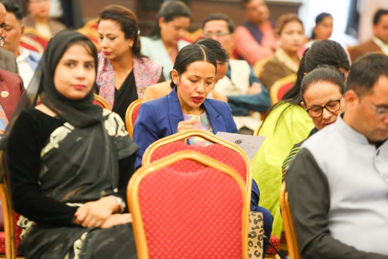 ‘संसदीय प्रक्रिया र अभ्यास’ सम्बन्धी प्रतिनिधिसभाका सांसदका लागि अभिमुखीकरण कार्यक्रम (तस्विरमा)