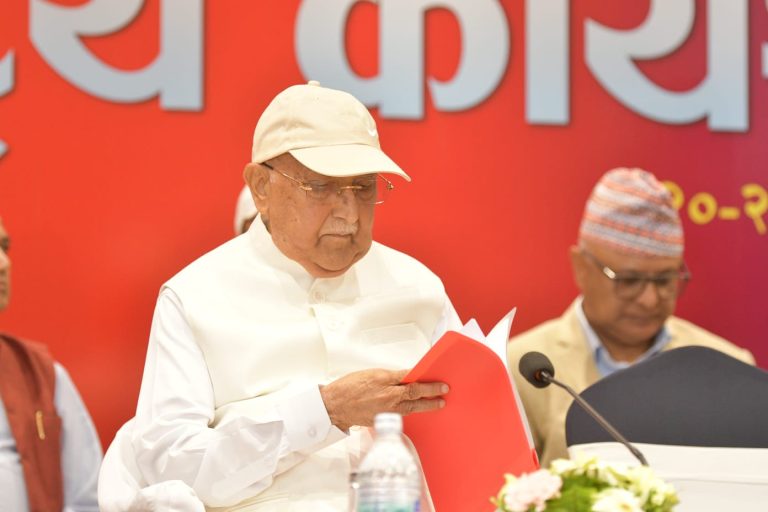 भदौ २३/२४ को घटना पूर्वनियोजित षड्यन्त्र भएकाे अध्यक्ष ओलीकाे दाबी