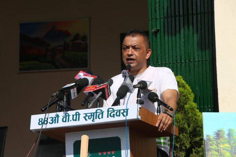 महिला, दलित र सबै समुदायलाई अवसर दिएर बीपीले लोकतन्त्रको अभ्यास गरेका थिए : गगन थापा
