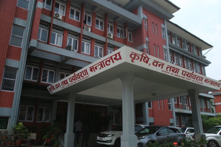 कृषि मन्त्रालयले गर्याे तीन महिनामा १६ ओटा ईआईए र ११ ओटा क्षेत्र निर्धारण प्रतिवेदन स्वीकृत